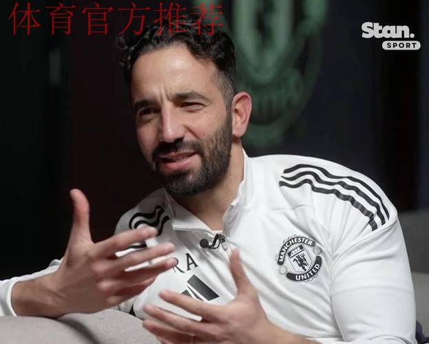 曼联关注爱尔兰凯恩,2场5球成世界杯英雄!阿莫林冬窗更想签中场 曼联关注爱尔兰凯恩,2场5球成世界杯英雄!阿莫林冬窗更想签中场