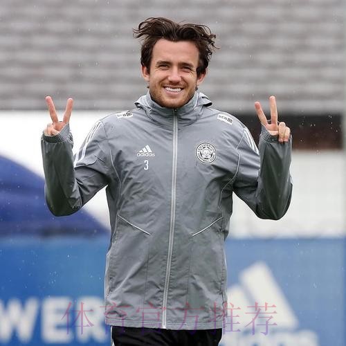 奇尔维尔晒蓝军球员庆祝照:这支球队真棒! 奇尔维尔晒蓝军球员庆祝照:这支球队真棒!